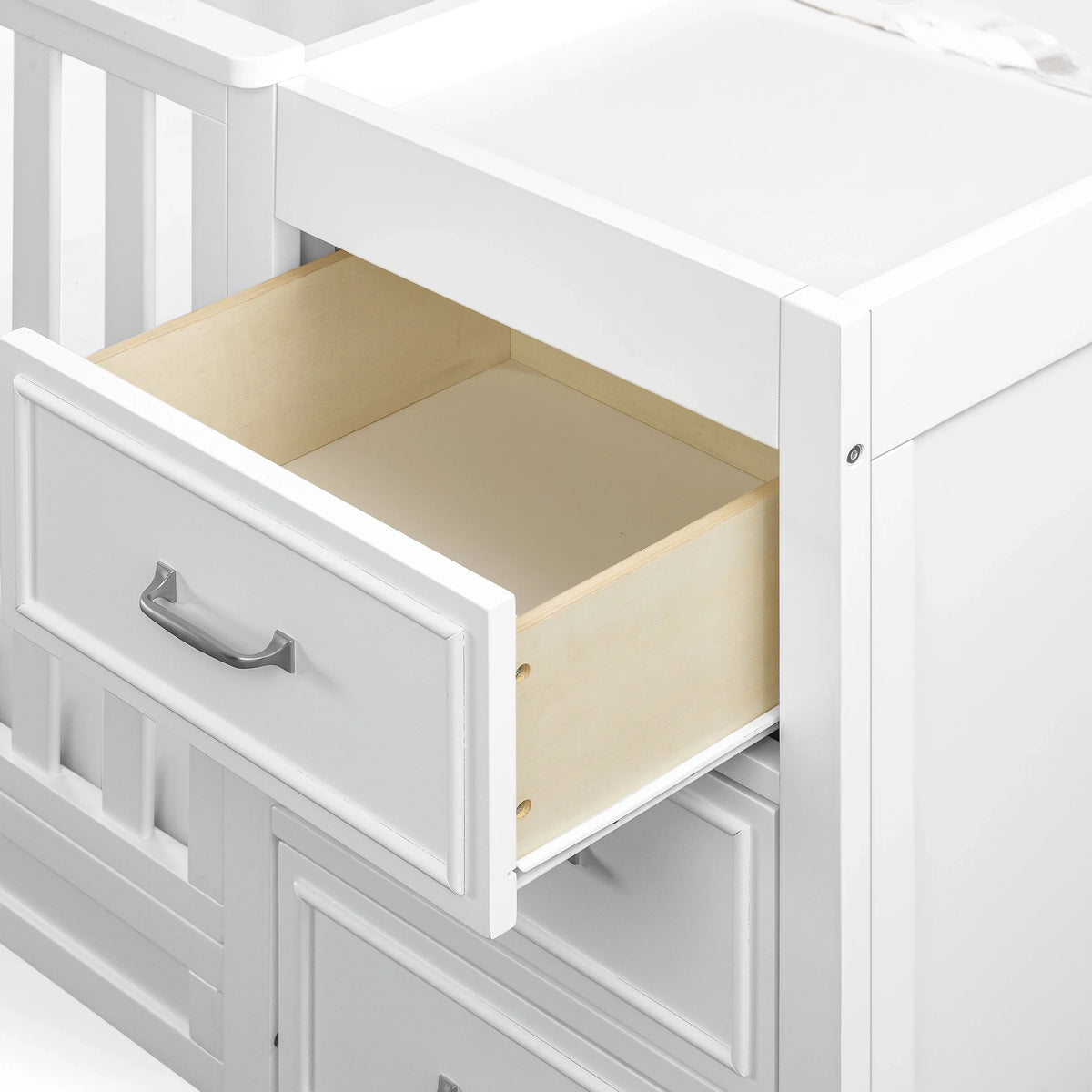 DaVinci Charlie 4-in-1 Convertible Crib and Changer Combo in Ivory