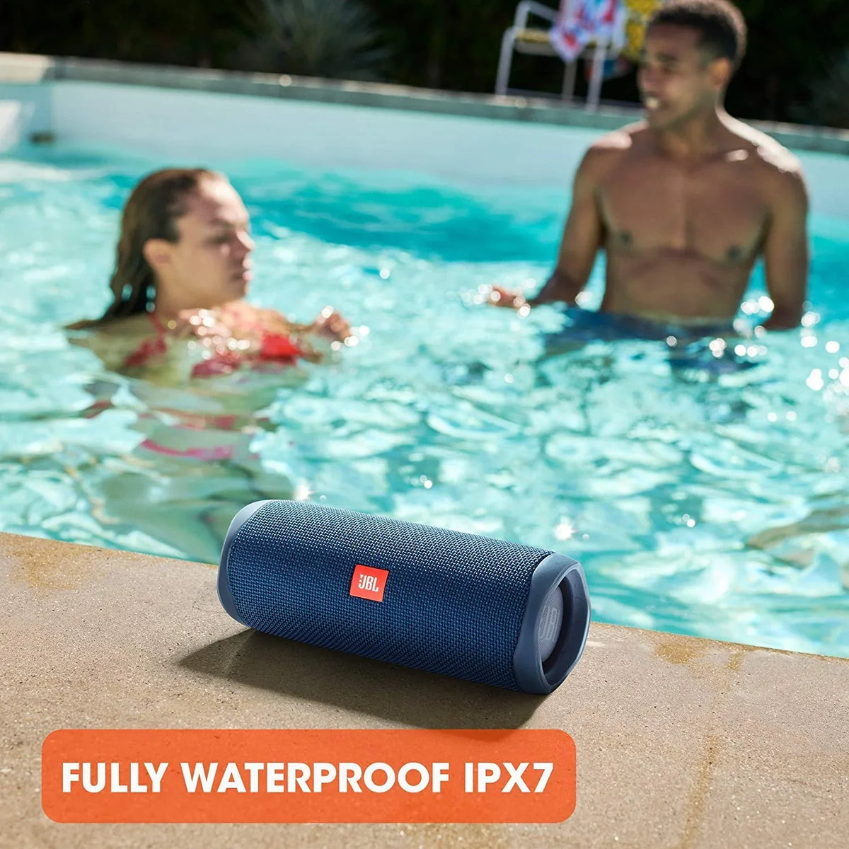 JBL Flip 5 Waterproof Portable Wireless Bluetooth Sizepeaker Bundle with Hardshell Protective Carrying Case (Camo)