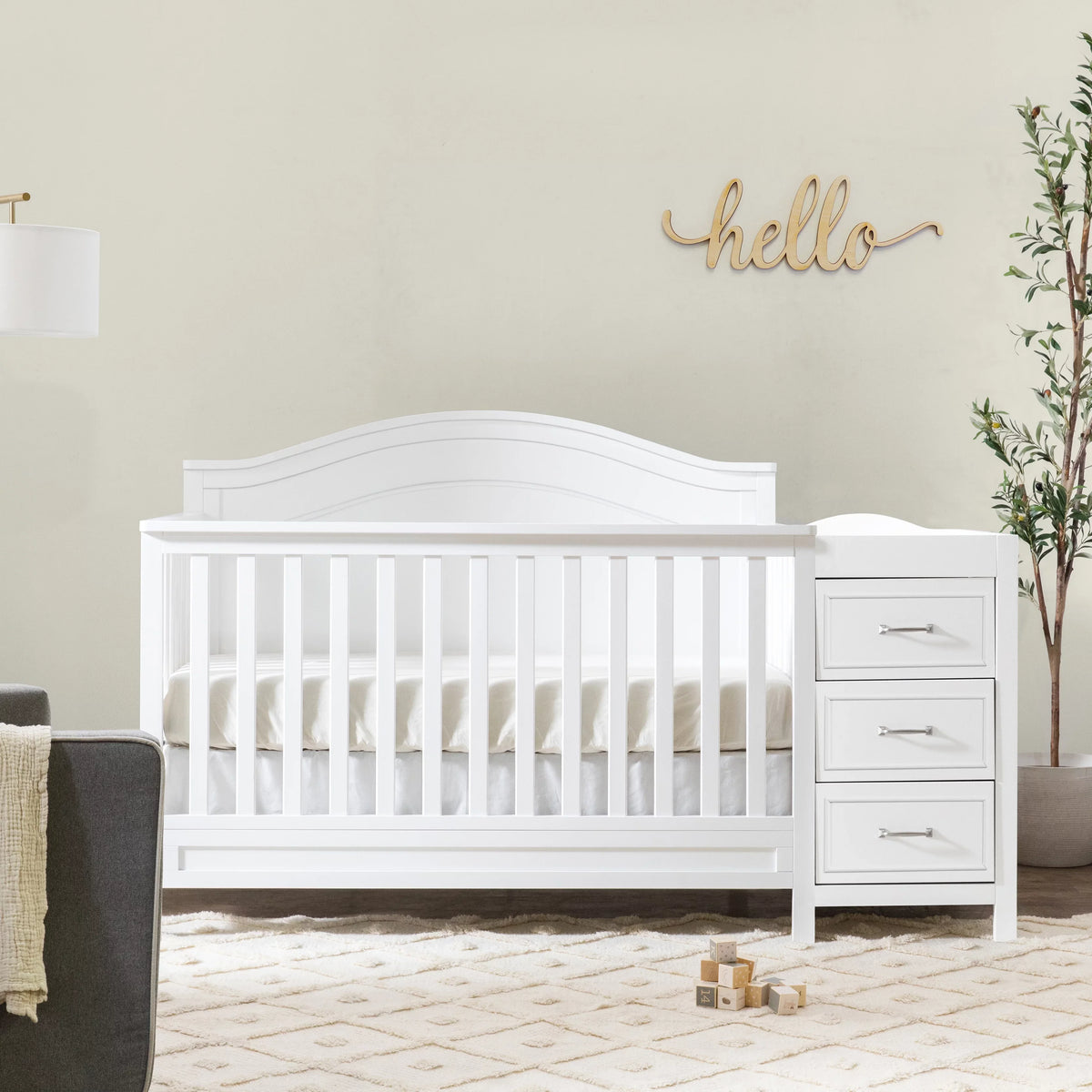 DaVinci Charlie 4-in-1 Convertible Crib and Changer Combo in Ivory