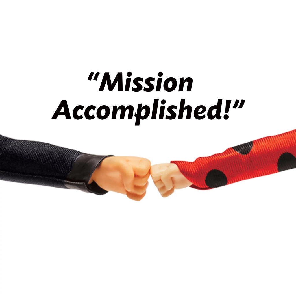 Miraculous Mission Accomplished Ladybug and Cat Noir Doll Playset, 4 Pieces