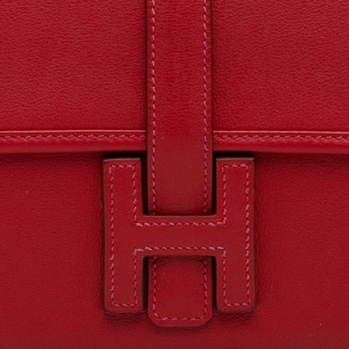 Pre-Owned Authenticated Hermès Sizewift Jige Duo Wallet Calf Leather Red Long Wallets Unisex (Good)