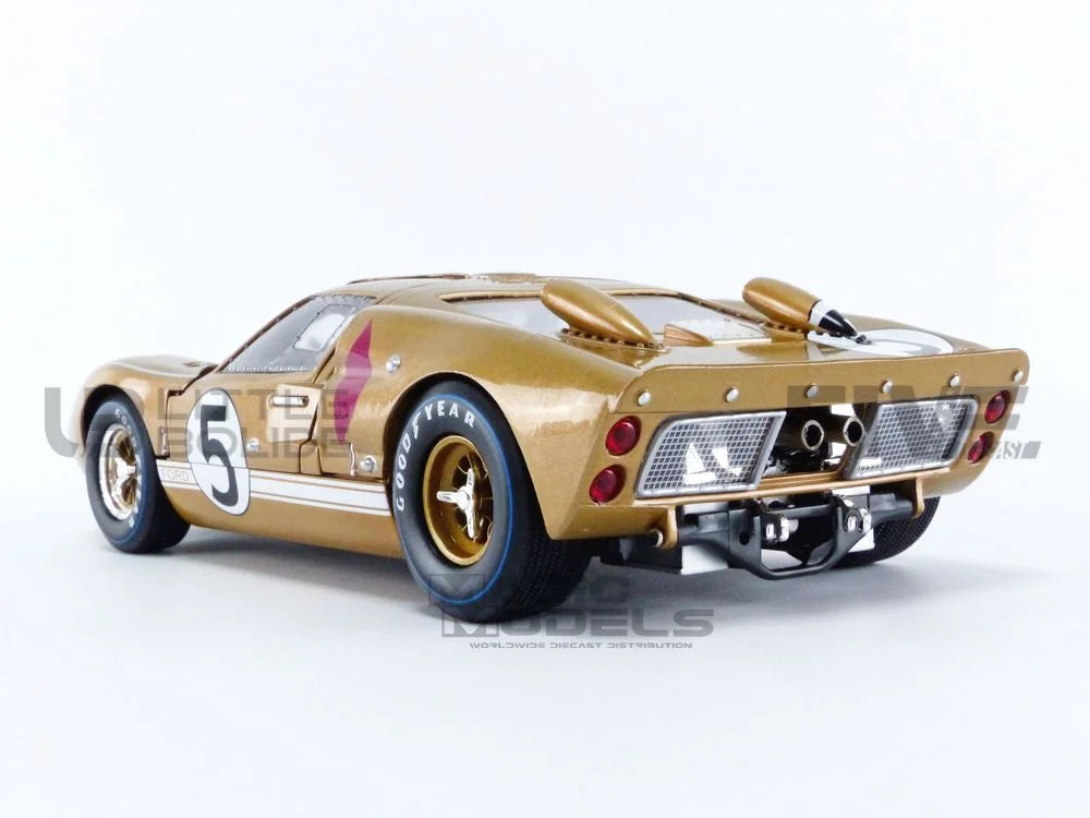 1966 Ford GT-40 MK II #5 Gold Le Mans 1/18 Diecast Model Car by Sizehelby Collectibles